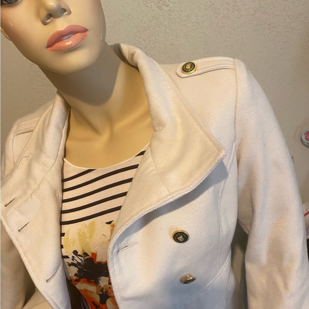 coat - Picture 10 of 16